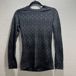 Long sleeve top size M